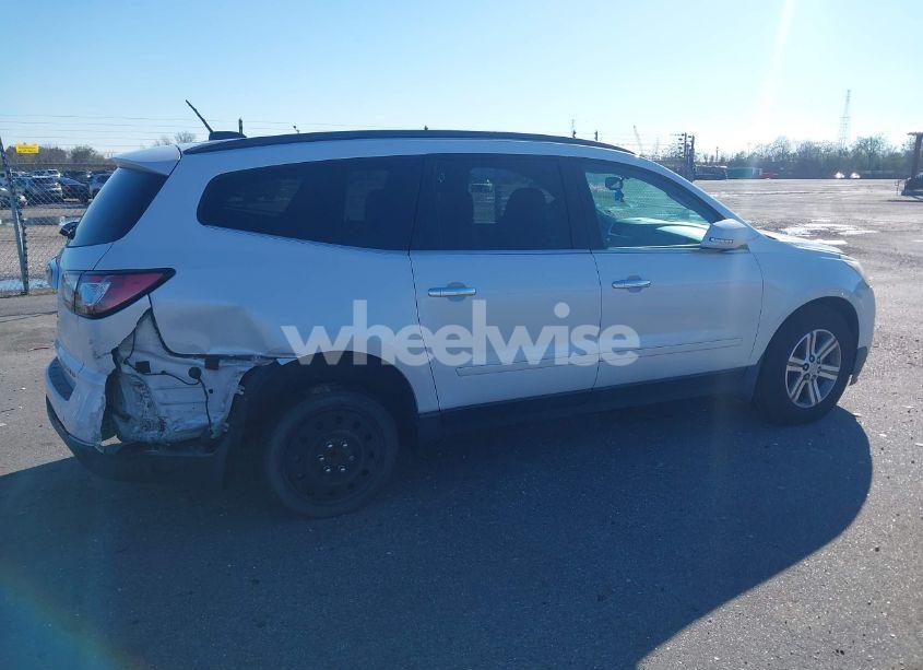 Photo 6 of 2016 Chevrolet Traverse 2LT (VIN 1GNKRHKD0GJ271990)