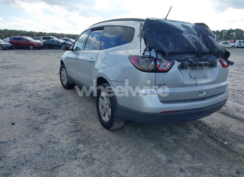 Photo 3 of 2014 Chevrolet Traverse 2LT (VIN 1GNKRHKD1EJ119956)