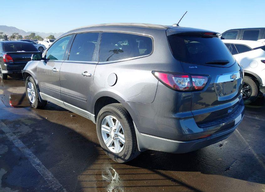 Photo 3 of 2014 Chevrolet Traverse 2LT (VIN 1GNKRHKD1EJ121433)