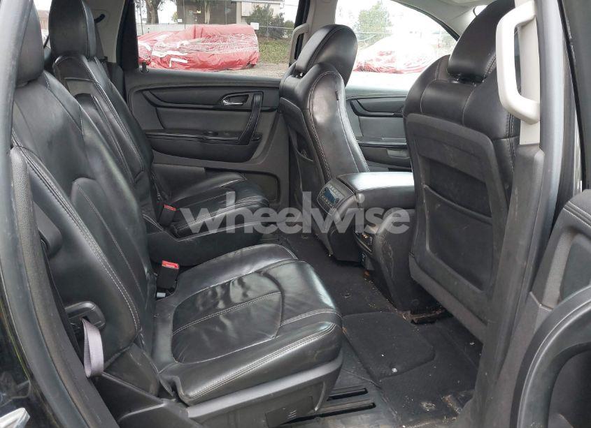 Photo 8 of 2014 Chevrolet Traverse 2LT (VIN 1GNKRHKD1EJ134117)