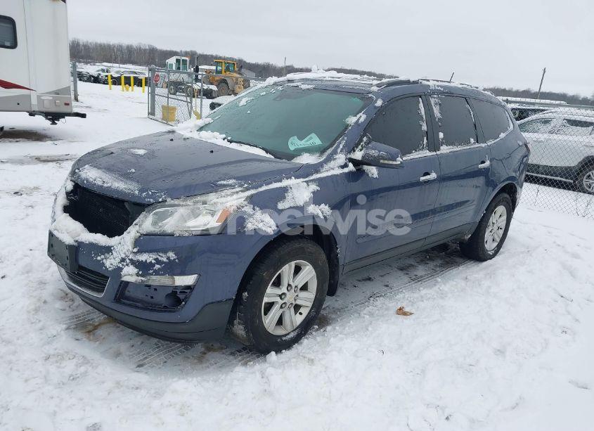 Photo 2 of 2014 Chevrolet Traverse 2LT (VIN 1GNKRHKD1EJ263569)