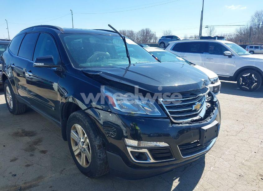 2014 Chevrolet Traverse 2LT (VIN 1GNKRHKD1EJ318960) main photo