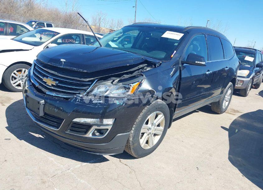 Photo 2 of 2014 Chevrolet Traverse 2LT (VIN 1GNKRHKD1EJ318960)