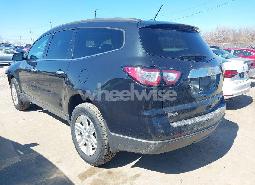Photo 3 of 2014 Chevrolet Traverse 2LT (VIN 1GNKRHKD1EJ318960)