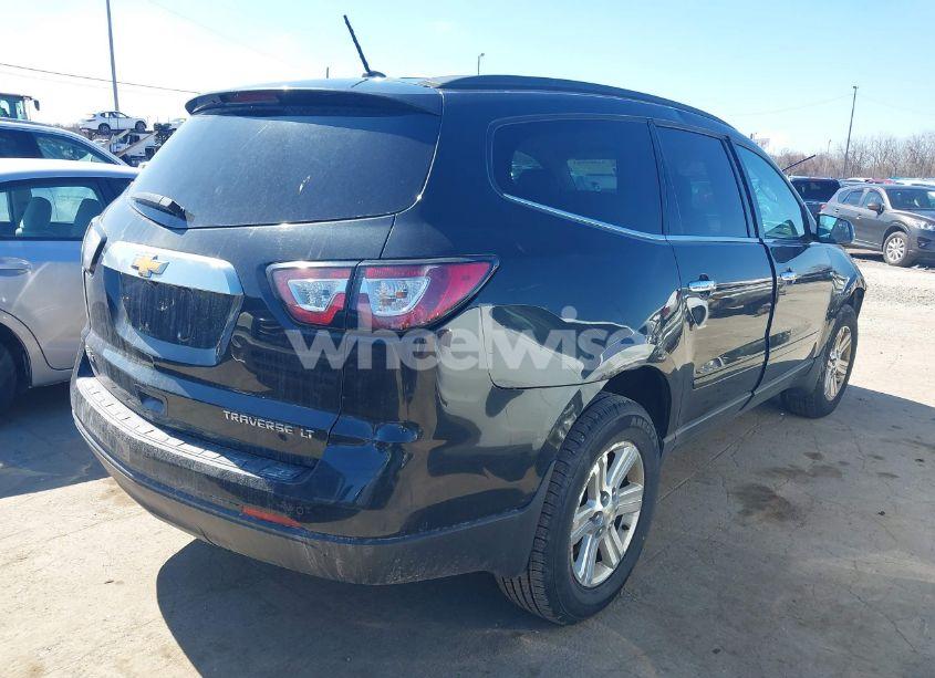 Photo 4 of 2014 Chevrolet Traverse 2LT (VIN 1GNKRHKD1EJ318960)