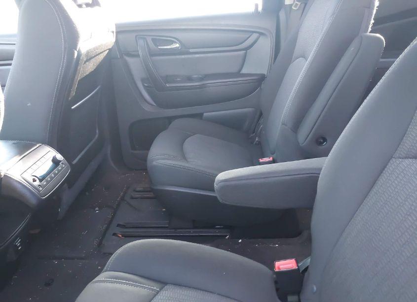 Photo 8 of 2016 Chevrolet Traverse 2LT (VIN 1GNKRHKD1GJ127218)