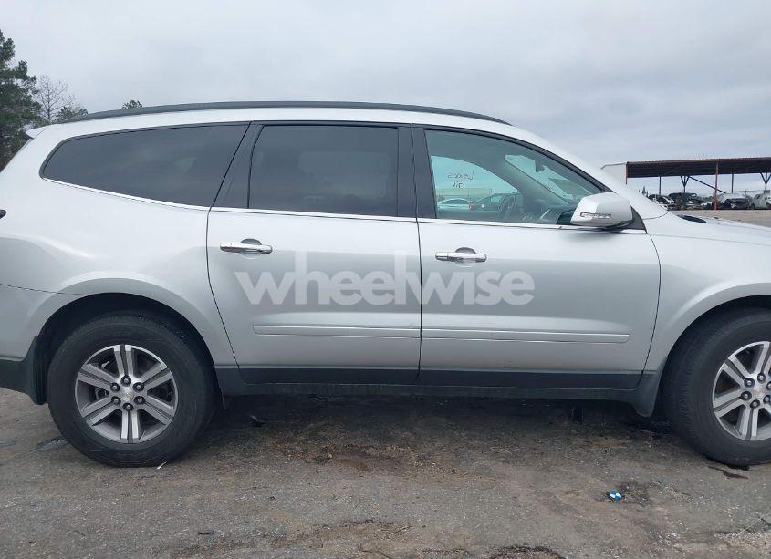 Photo 14 of 2016 Chevrolet Traverse 2LT (VIN 1GNKRHKD1GJ165032)