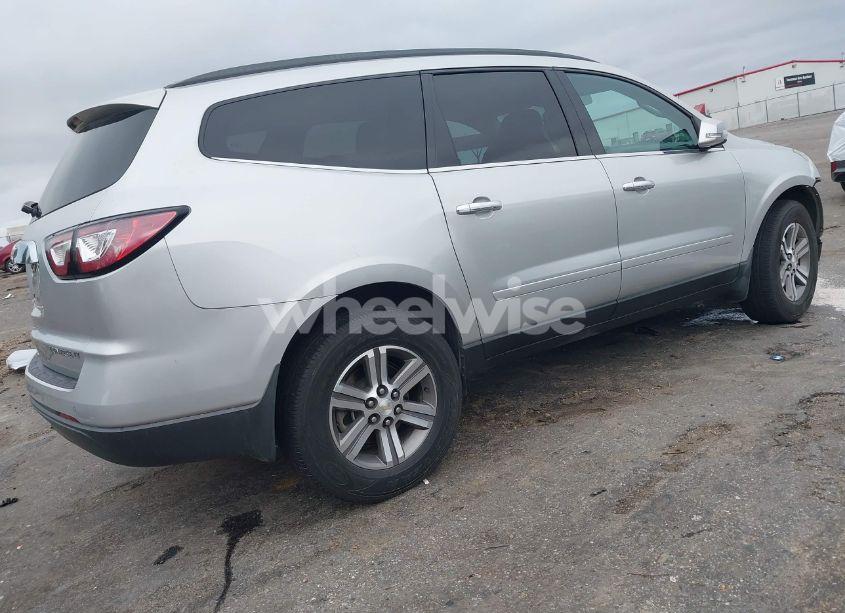 Photo 4 of 2016 Chevrolet Traverse 2LT (VIN 1GNKRHKD1GJ165032)