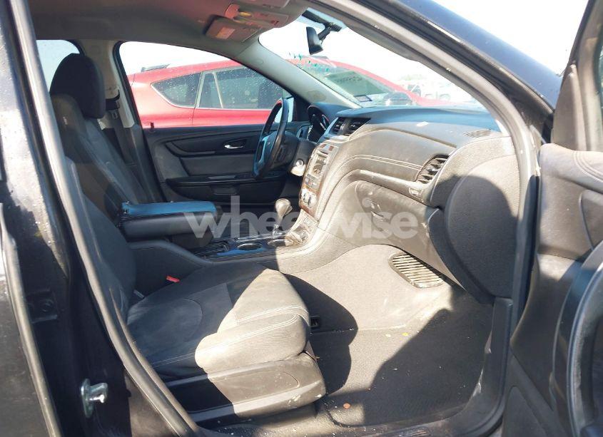 Photo 5 of 2016 Chevrolet Traverse 2LT (VIN 1GNKRHKD1GJ178749)