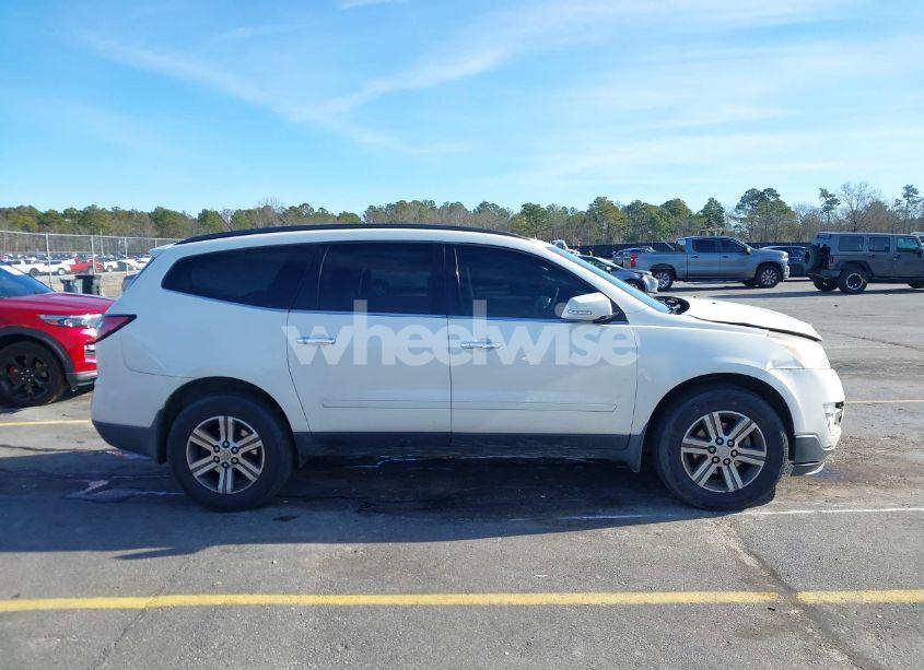 Photo 13 of 2015 Chevrolet Traverse 2LT (VIN 1GNKRHKD2FJ178340)