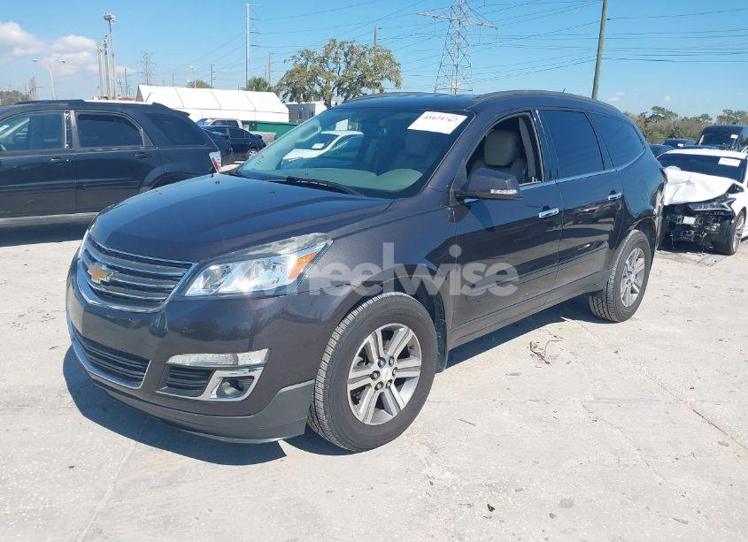 Photo 2 of 2015 Chevrolet Traverse 2LT (VIN 1GNKRHKD2FJ262139)