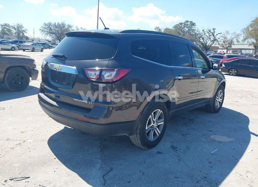 Photo 4 of 2015 Chevrolet Traverse 2LT (VIN 1GNKRHKD2FJ262139)