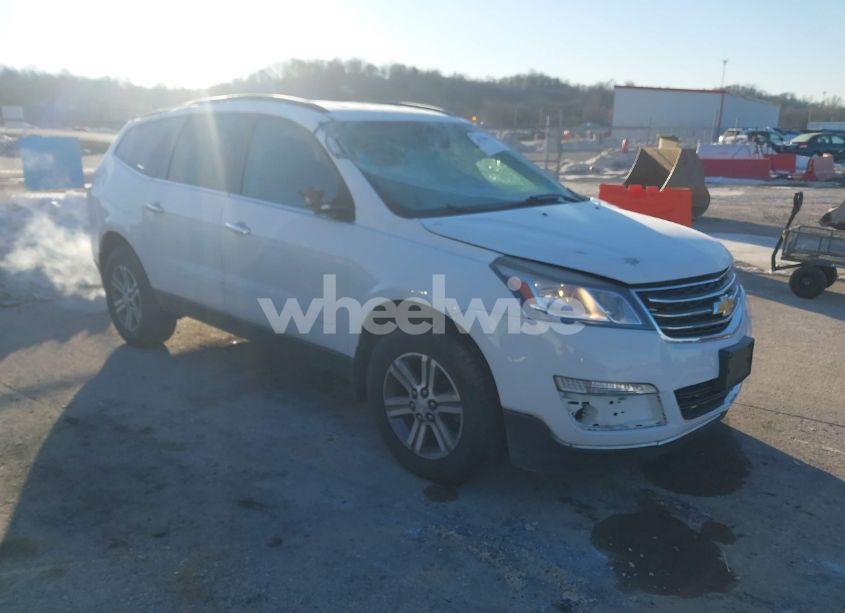 2016 Chevrolet Traverse 2LT (VIN 1GNKRHKD2GJ221852) main photo