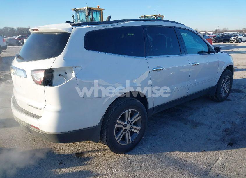 Photo 4 of 2016 Chevrolet Traverse 2LT (VIN 1GNKRHKD2GJ221852)