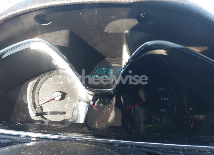 Photo 7 of 2016 Chevrolet Traverse 2LT (VIN 1GNKRHKD2GJ221852)