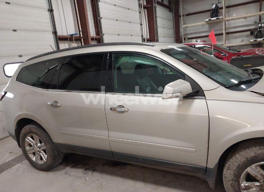 Photo 13 of 2014 Chevrolet Traverse 2LT (VIN 1GNKRHKD3EJ134121)
