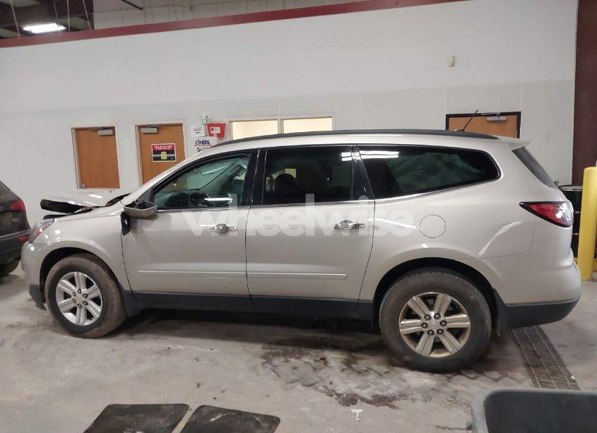 Photo 14 of 2014 Chevrolet Traverse 2LT (VIN 1GNKRHKD3EJ134121)