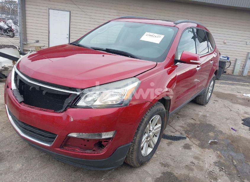 Photo 2 of 2014 Chevrolet Traverse 2LT (VIN 1GNKRHKD3EJ186364)