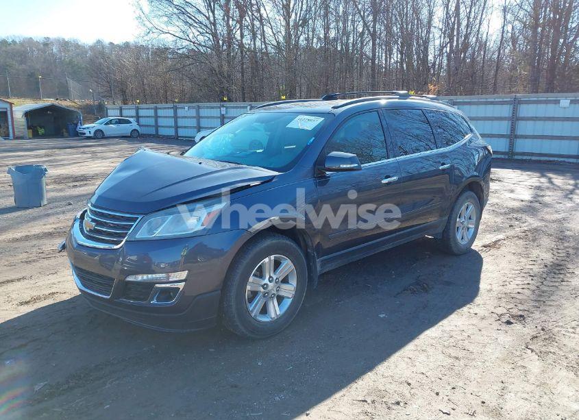 Photo 2 of 2014 Chevrolet Traverse 2LT (VIN 1GNKRHKD3EJ235420)