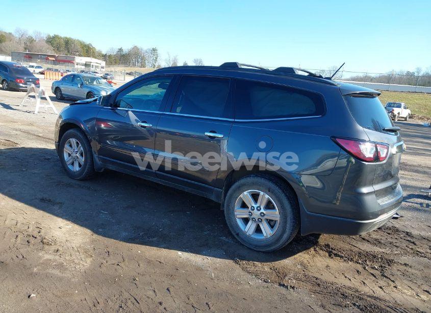 Photo 3 of 2014 Chevrolet Traverse 2LT (VIN 1GNKRHKD3EJ235420)