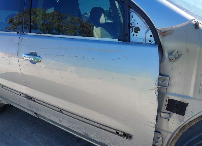 Photo 18 of 2015 Chevrolet Traverse 2LT (VIN 1GNKRHKD3FJ102464)