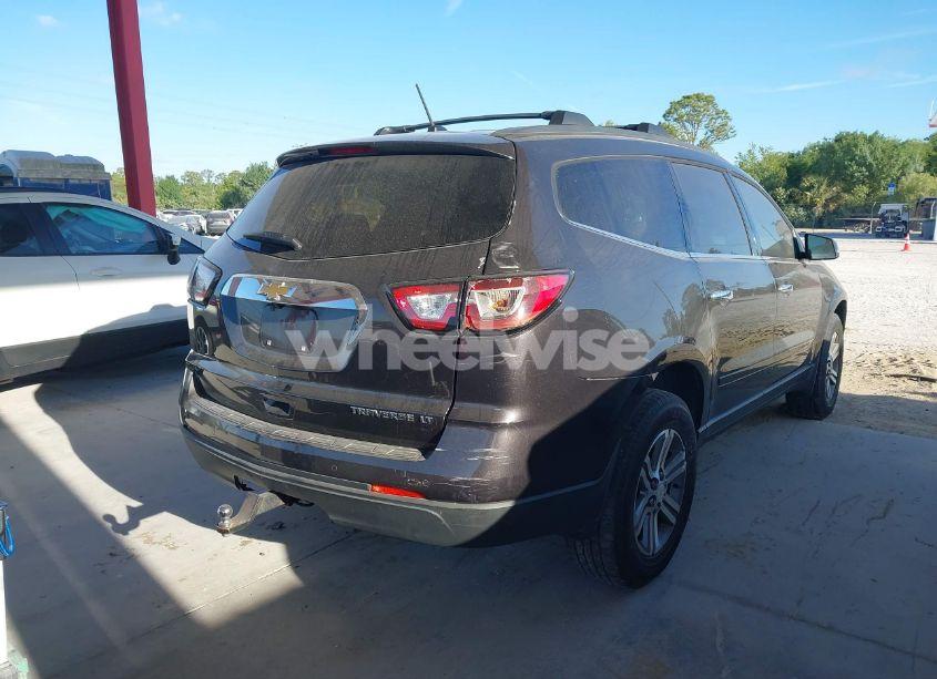 Photo 4 of 2015 Chevrolet Traverse 2LT (VIN 1GNKRHKD3FJ206601)