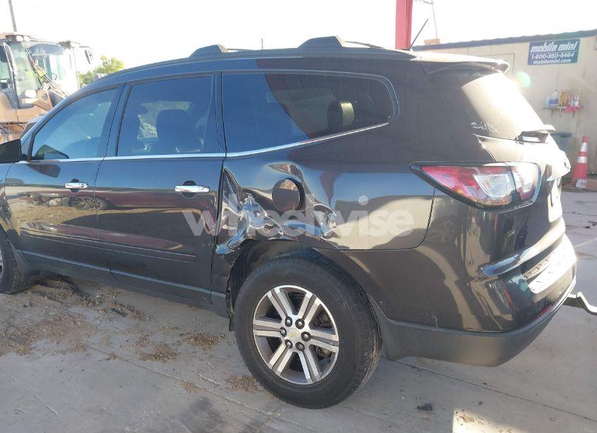 Photo 6 of 2015 Chevrolet Traverse 2LT (VIN 1GNKRHKD3FJ206601)