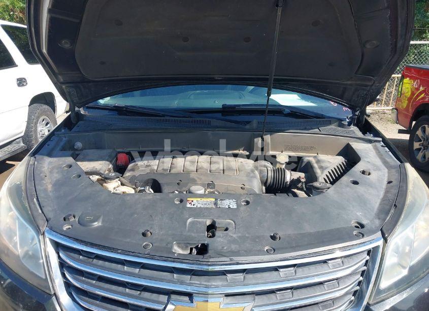 Photo 10 of 2015 Chevrolet Traverse 2LT (VIN 1GNKRHKD3FJ299202)