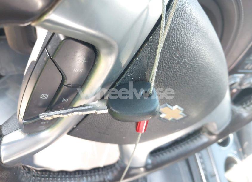 Photo 11 of 2015 Chevrolet Traverse 2LT (VIN 1GNKRHKD3FJ299202)