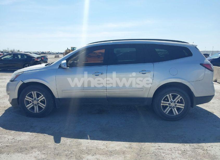 Photo 14 of 2016 Chevrolet Traverse 2LT (VIN 1GNKRHKD3GJ129665)