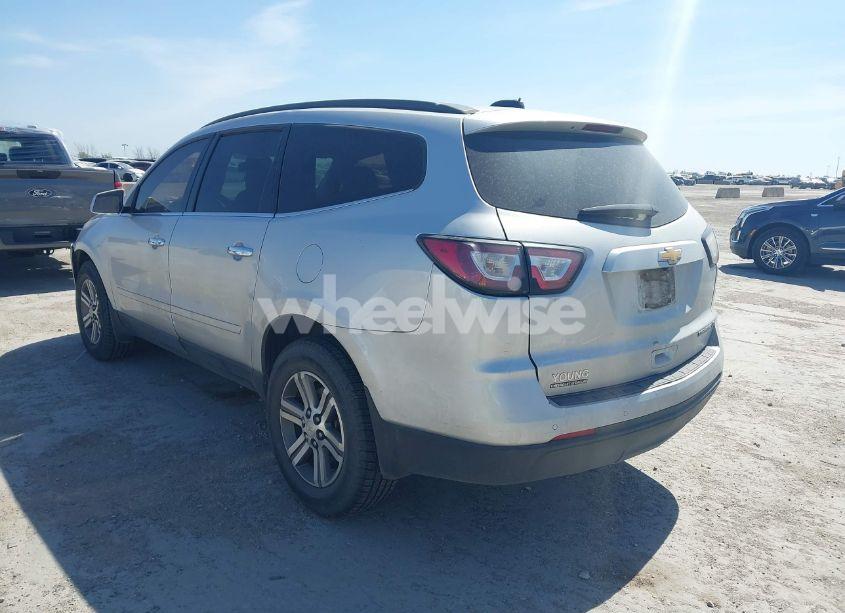 Photo 3 of 2016 Chevrolet Traverse 2LT (VIN 1GNKRHKD3GJ129665)