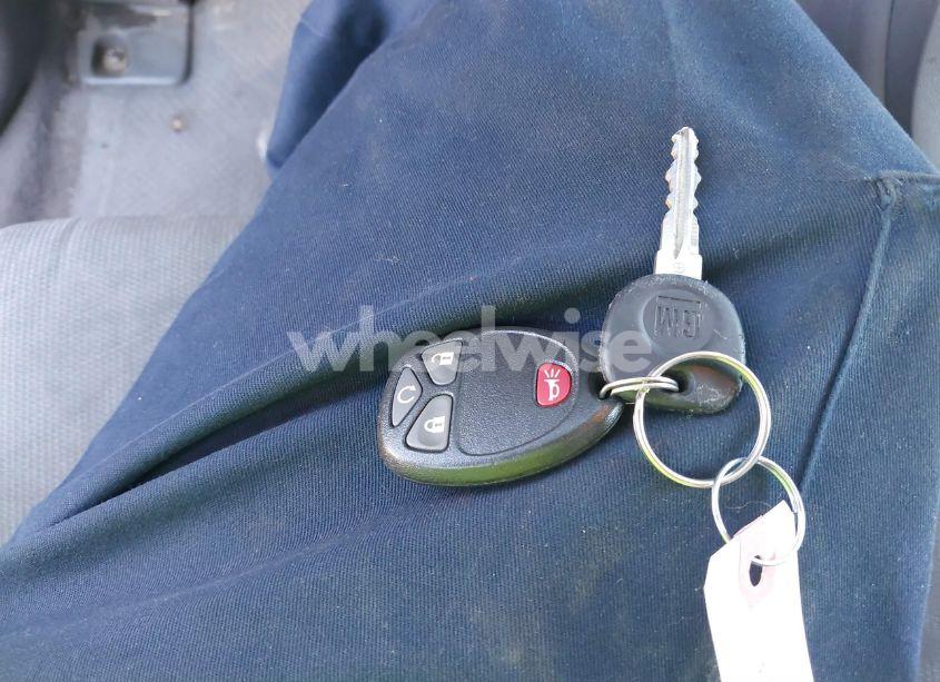 Photo 11 of 2017 Chevrolet Traverse 2LT (VIN 1GNKRHKD3HJ111605)