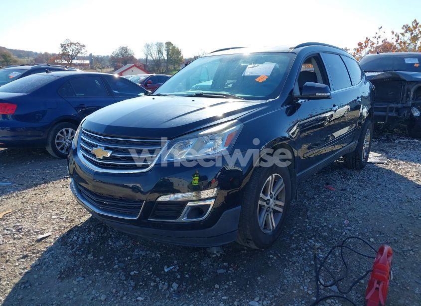 Photo 2 of 2017 Chevrolet Traverse 2LT (VIN 1GNKRHKD3HJ111605)