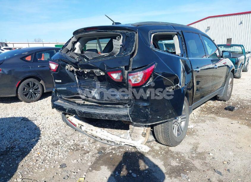 Photo 4 of 2017 Chevrolet Traverse 2LT (VIN 1GNKRHKD3HJ111605)