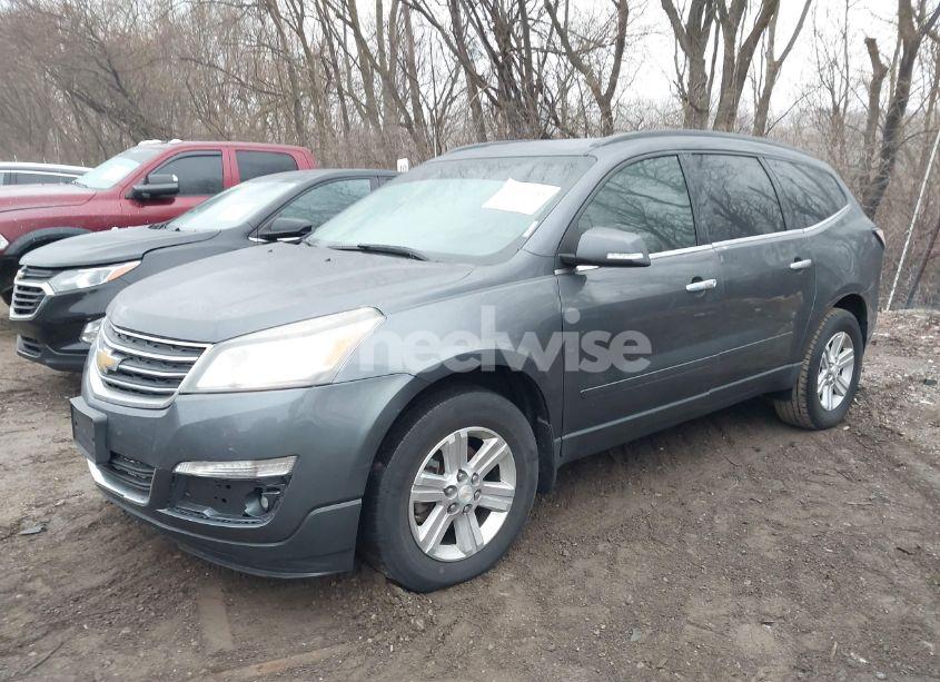 Photo 2 of 2014 Chevrolet Traverse 2LT (VIN 1GNKRHKD4EJ156080)