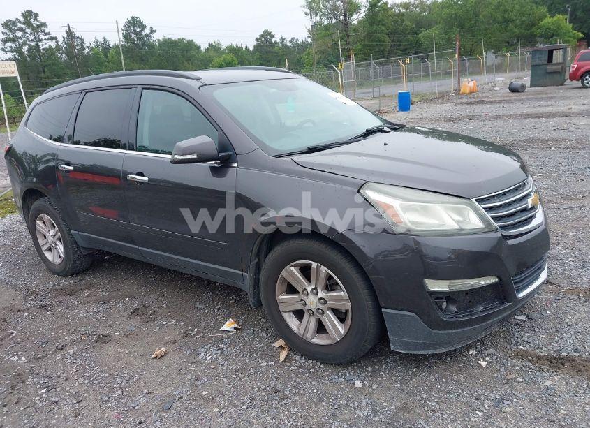 2014 Chevrolet Traverse 2LT (VIN 1GNKRHKD4EJ377095) main photo