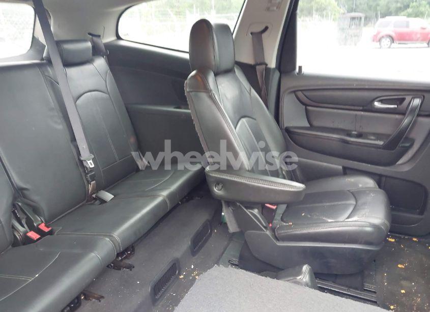 Photo 8 of 2014 Chevrolet Traverse 2LT (VIN 1GNKRHKD4EJ377095)