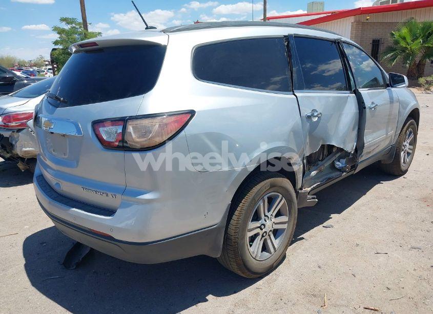 Photo 4 of 2015 Chevrolet Traverse 2LT (VIN 1GNKRHKD4FJ135456)