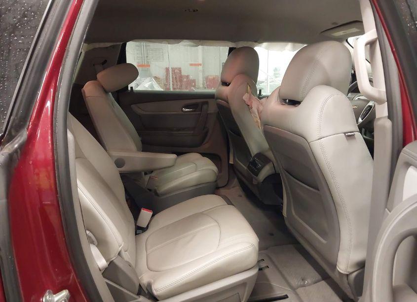 Photo 8 of 2016 Chevrolet Traverse 2LT (VIN 1GNKRHKD4GJ195142)