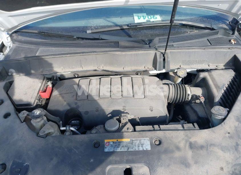 Photo 10 of 2017 Chevrolet Traverse 2LT (VIN 1GNKRHKD4HJ142099)