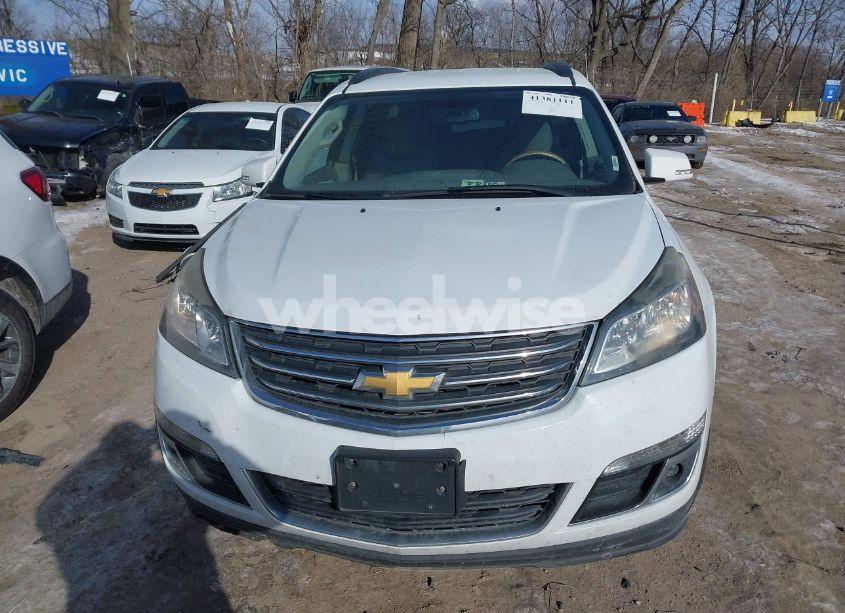 Photo 12 of 2017 Chevrolet Traverse 2LT (VIN 1GNKRHKD4HJ142099)