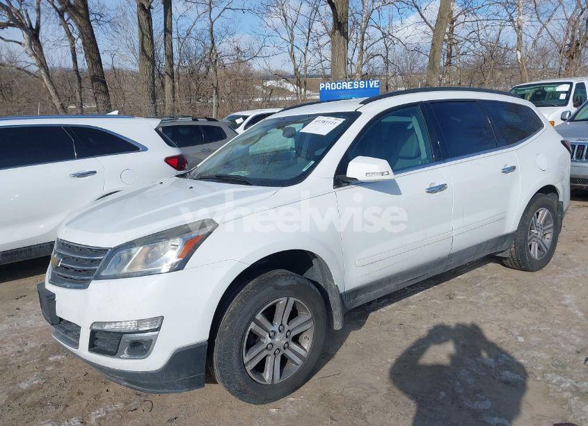 Photo 2 of 2017 Chevrolet Traverse 2LT (VIN 1GNKRHKD4HJ142099)