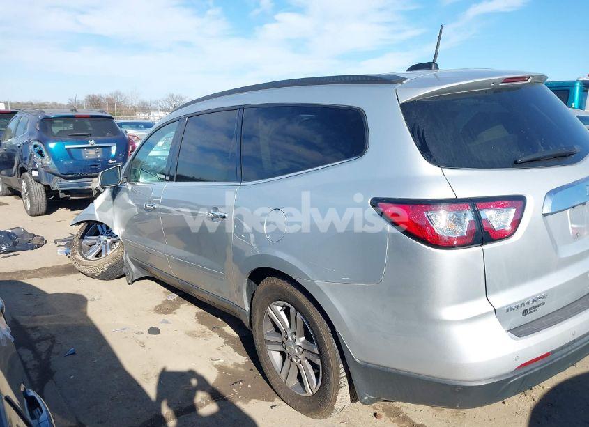 Photo 13 of 2017 Chevrolet Traverse 2LT (VIN 1GNKRHKD4HJ196163)