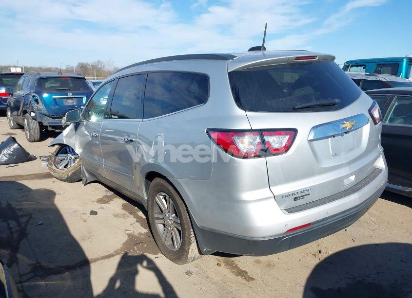 Photo 3 of 2017 Chevrolet Traverse 2LT (VIN 1GNKRHKD4HJ196163)