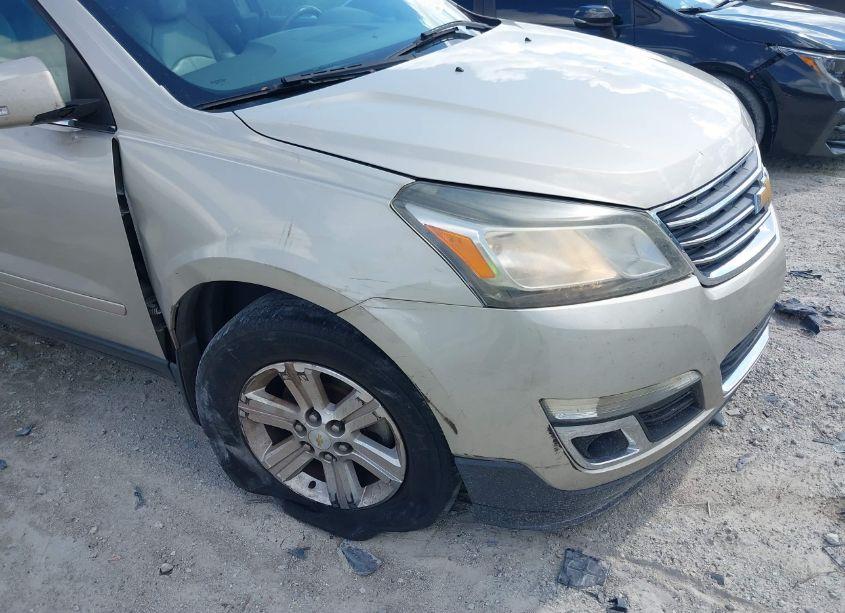 Photo 6 of 2014 Chevrolet Traverse 2LT (VIN 1GNKRHKD5EJ186284)