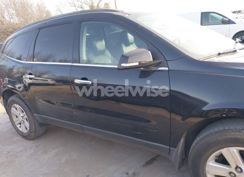 Photo 14 of 2014 Chevrolet Traverse 2LT (VIN 1GNKRHKD5EJ210213)