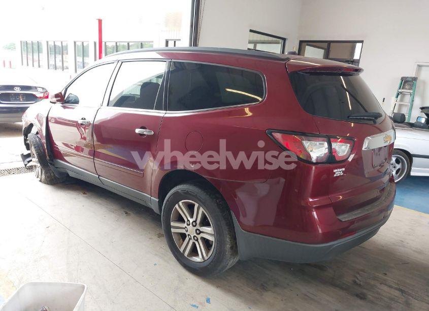 Photo 3 of 2015 Chevrolet Traverse 2LT (VIN 1GNKRHKD5FJ185587)