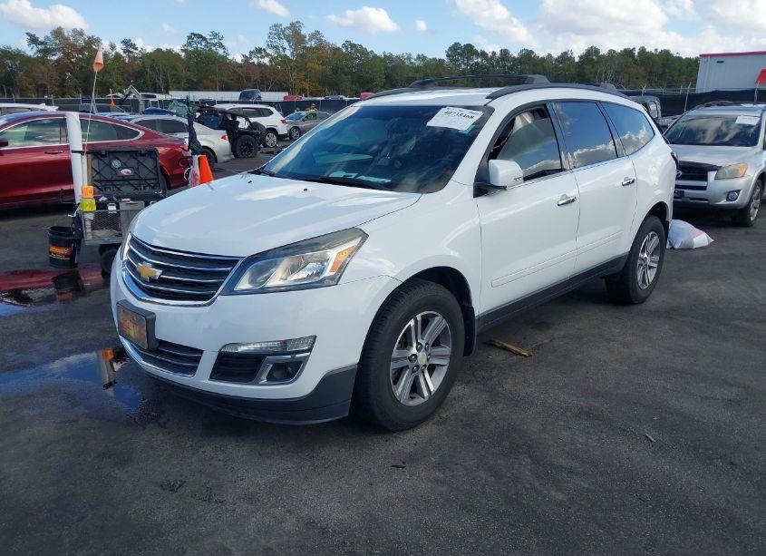 Photo 2 of 2016 Chevrolet Traverse 2LT (VIN 1GNKRHKD5GJ203619)