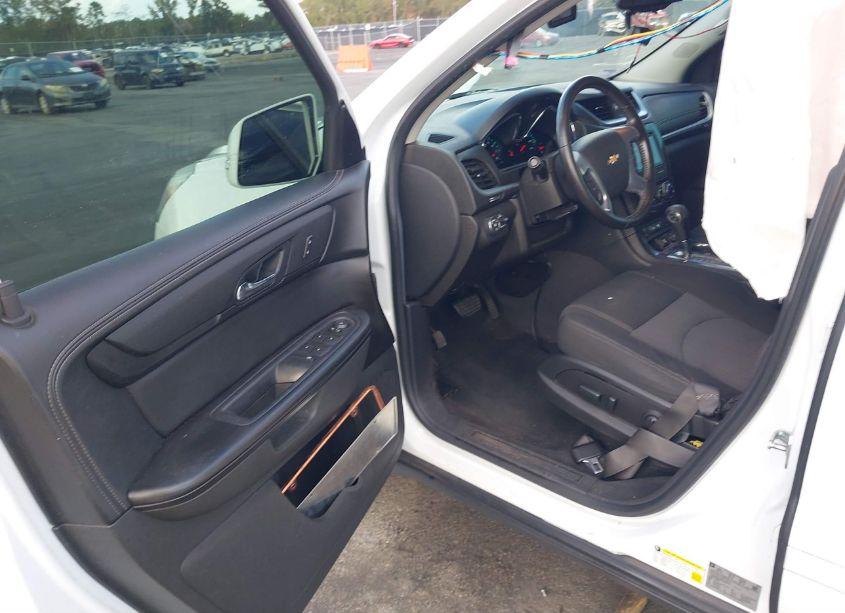 Photo 5 of 2016 Chevrolet Traverse 2LT (VIN 1GNKRHKD5GJ203619)