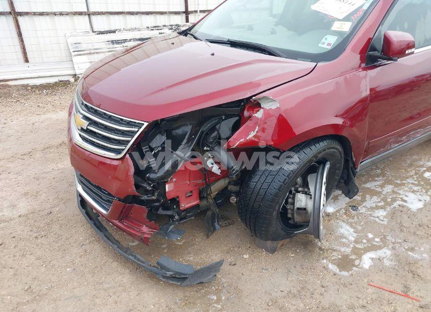 Photo 6 of 2016 Chevrolet Traverse 2LT (VIN 1GNKRHKD5GJ213065)